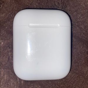 Apple air pod case second generation